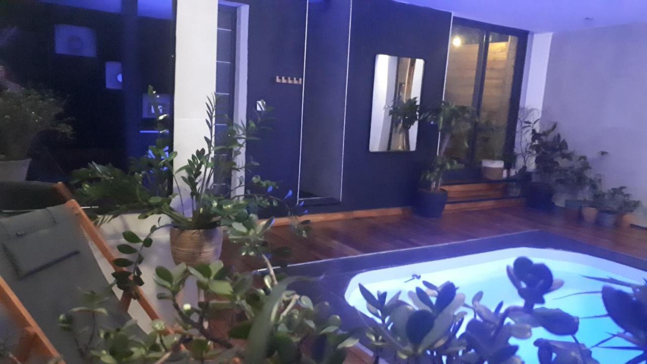 A L'Origine Bed & Breakfast Lille Exterior photo